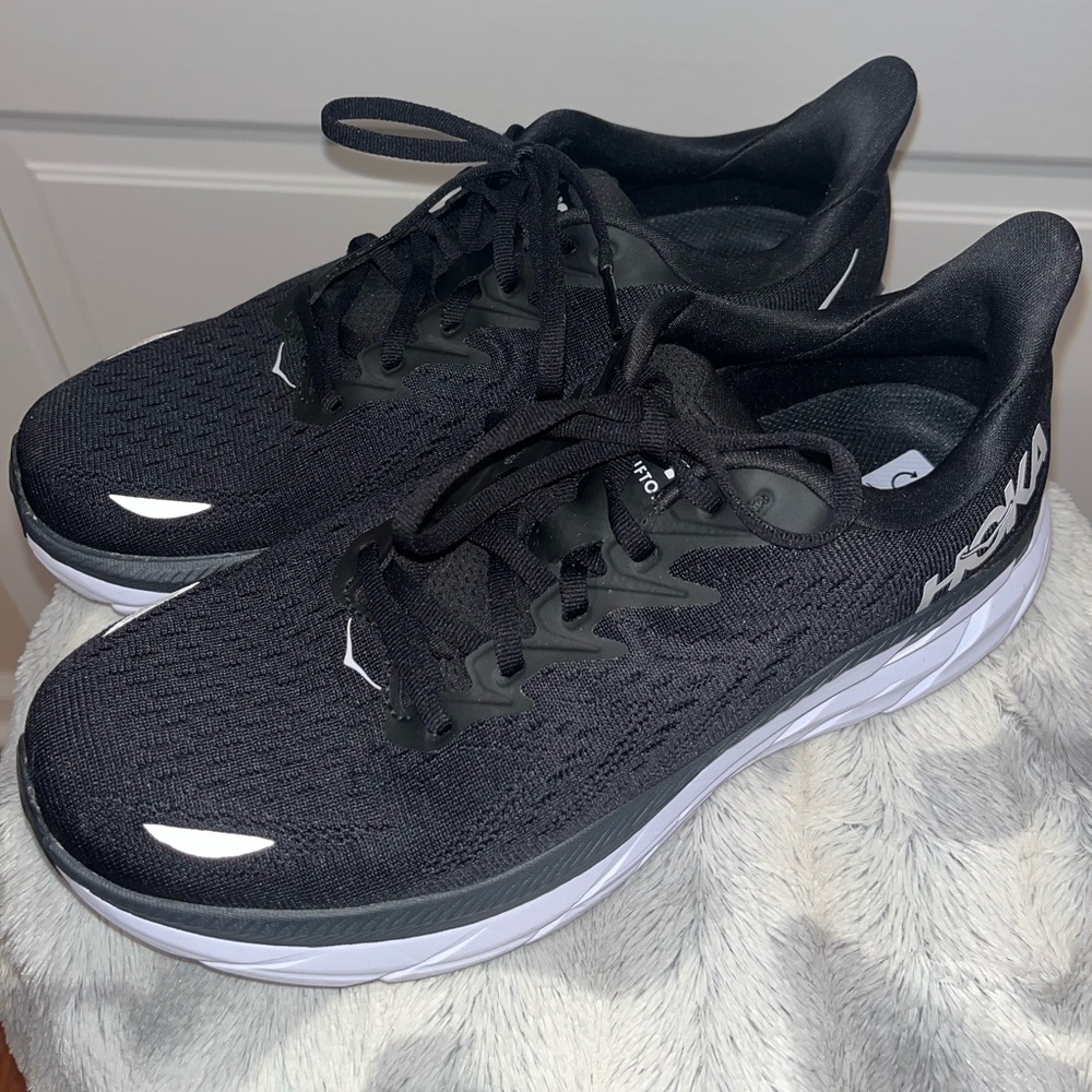 HOKA ONE ONE CLIFTON 8- Women’s